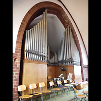 Berlin - Steglitz, Heilige Familie Lichterfelde, Orgel seitlich