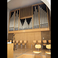 Berlin - Zehlendorf, Johanneskirche Schlachtensee, Orgel seitlich