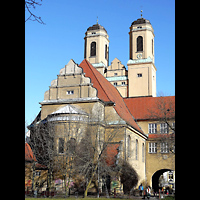Berlin - Treptow, Kirche zum Vaterhaus (Hauptorgel), Außenansicht der Kirche, Chorseite