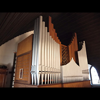 Berlin - Hellersdorf, Kreuzkirche Mahlsdorf, Orgel seitlich