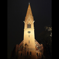 Berlin - Steglitz, Matthuskirche, Turm bei Nacht