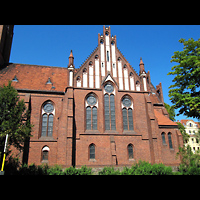 Berlin - Steglitz, Pauluskirche Lichterfelde, Seitenansicht