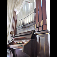 Berlin - Friedrichshain, Pfingstkirche (Haupt-Chororgel), Orgel mir Spieltisch seitlich