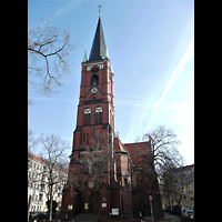 Berlin - Friedrichshain, Samariterkirche, Auenansicht der Kirche
