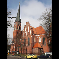 Berlin - Pankow, St. Georg, Außenansicht mit Turm