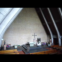 Berlin - Neuklln, St. Joseph Rudow, Blick von der Orgelempore in die Kirche