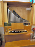 Berlin - Mitte, Annenkirche (SELK) - Kleine Orgel im Gemeindesaal, Orgel / organ